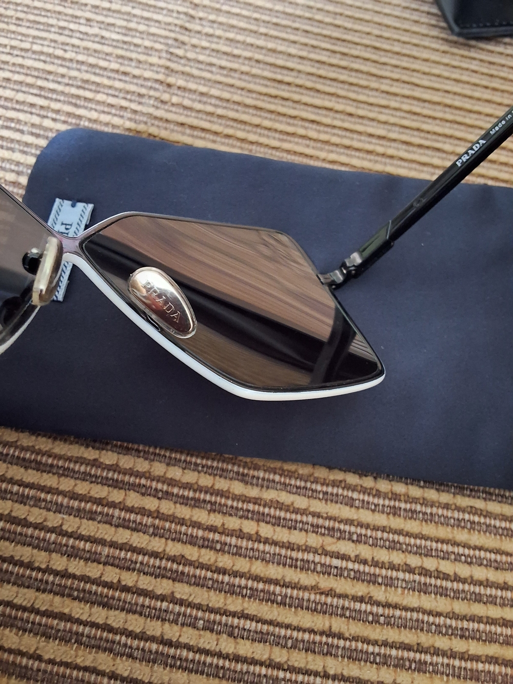 Prada Butterfly Sunglasses Black SPR 50Y Authentic w/ Case - Picture 6 of 6